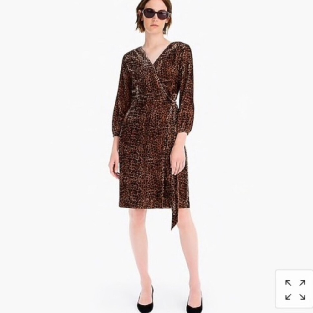 J.Crew Leopard/Cheetah Print Velvet Wrap Style Viscose Dress Size 0 *Small Flaw*